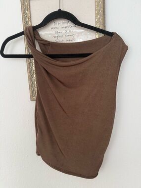 Brown One-Shoulder Knit Top